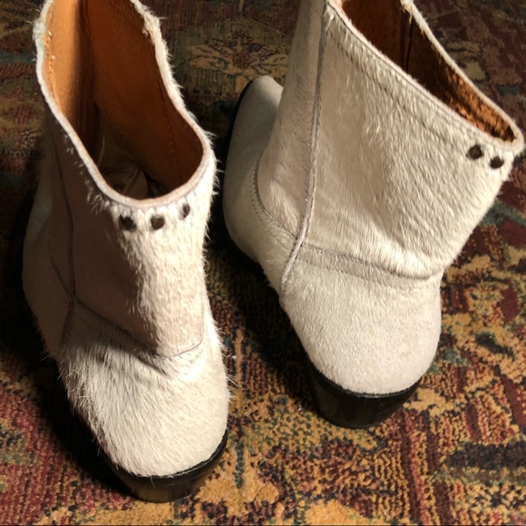 One Teaspoon Cream Ankle Booties - Picture 6 of 8